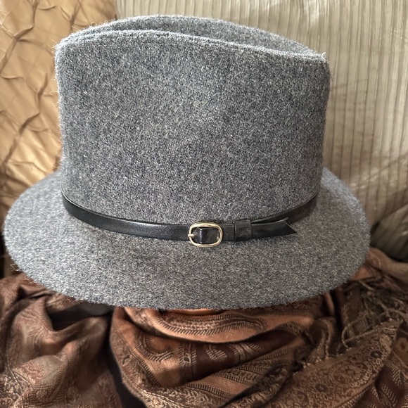 Young An Hat - Picture 2 of 8